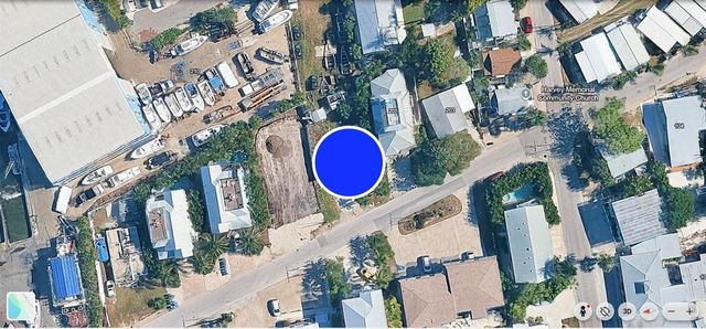 207 CHURCH AVENUE, Bradenton Beach, FL 34217