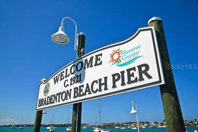 207 CHURCH AVENUE, Bradenton Beach, FL 34217