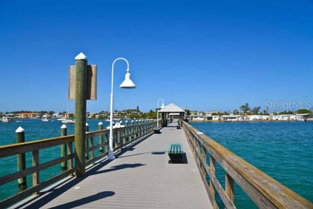 207 CHURCH AVENUE, Bradenton Beach, FL 34217