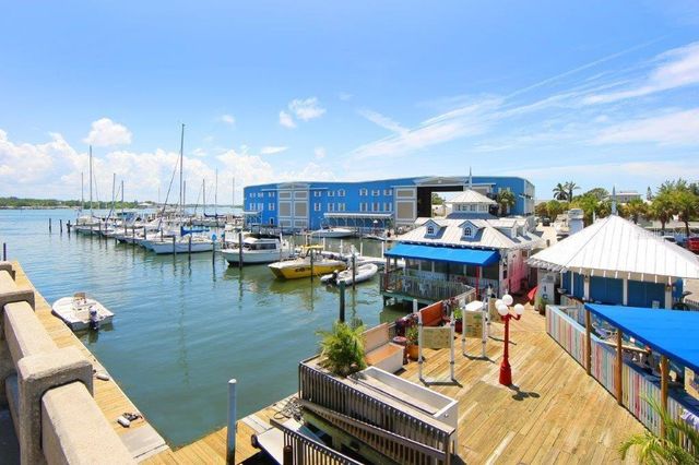 207 CHURCH AVENUE, Bradenton Beach, FL 34217