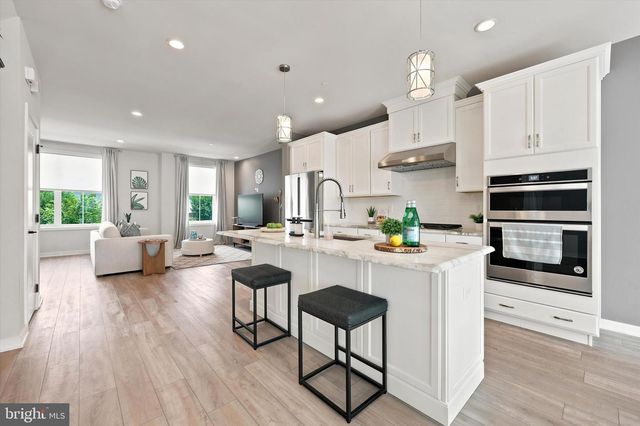 511 TURNER LN, Media, PA 19063