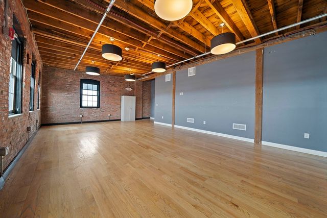 12 Ericsson Street 3b, Boston, MA 02122