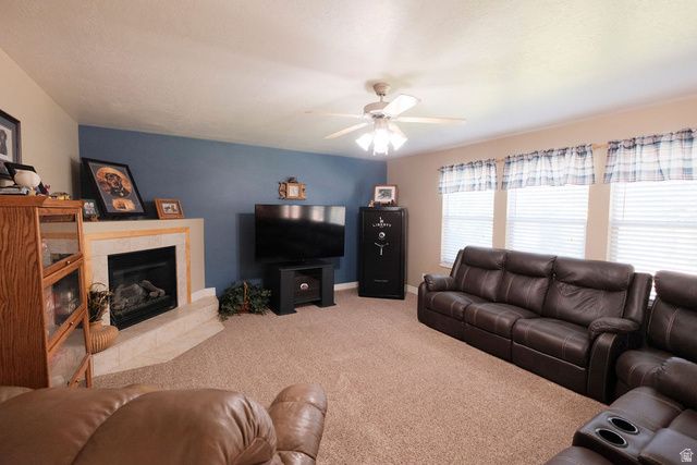 5483 S 3275 W, Roy, UT 84067