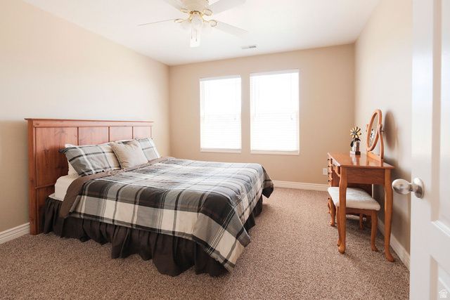 5483 S 3275 W, Roy, UT 84067
