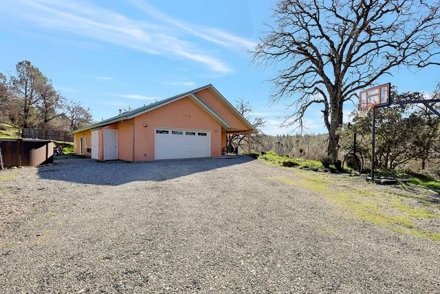 20516 Pleasant Valley Rd, North San Juan, CA 95960
