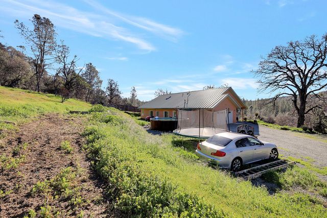 20516 Pleasant Valley Rd, North San Juan, CA 95960