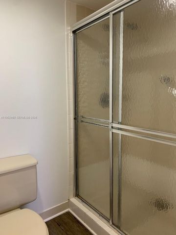 1703 Whitehall Dr 306, Davie, FL 33324