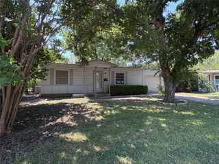 307 WALNUT Street, Duncanville, TX 75116