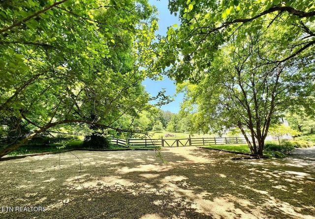3303 Delrose Drive, Knoxville, TN 37914