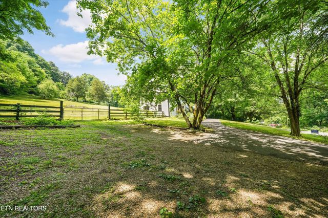 3303 Delrose Drive, Knoxville, TN 37914