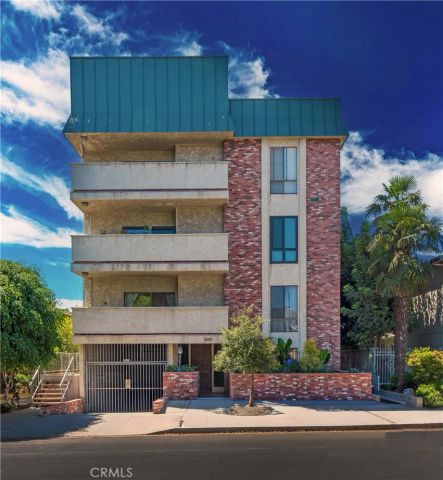 1665 Federal Avenue 302, Los Angeles, CA 90025