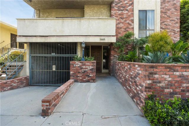 1665 Federal Avenue 302, Los Angeles, CA 90025