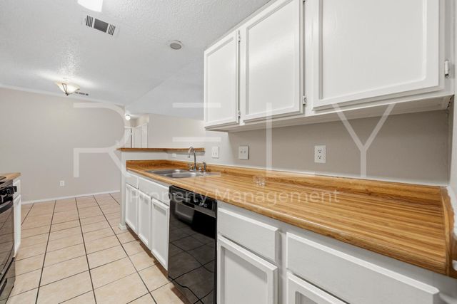 8001 West Gate BLVD A, Austin, TX 78745