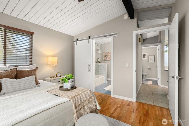 809 N 6th Avenue SW, Tumwater, WA 98512