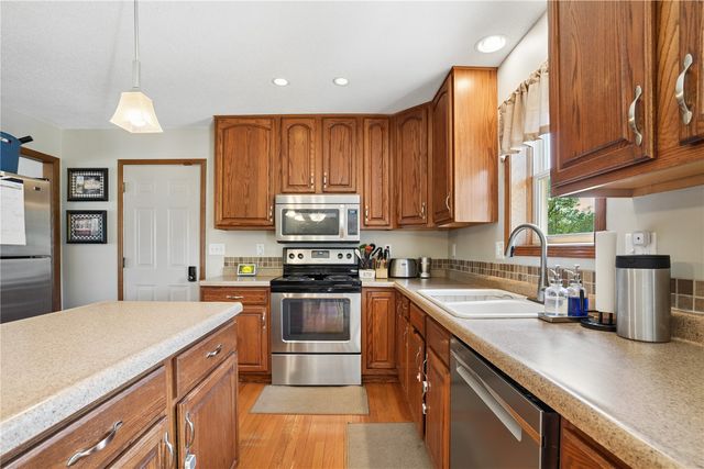 3516 Amanda Court NW, Cedar Rapids, IA 52405