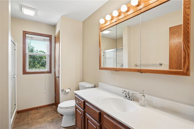 3516 Amanda Court NW, Cedar Rapids, IA 52405