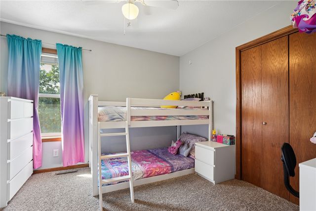 3516 Amanda Court NW, Cedar Rapids, IA 52405