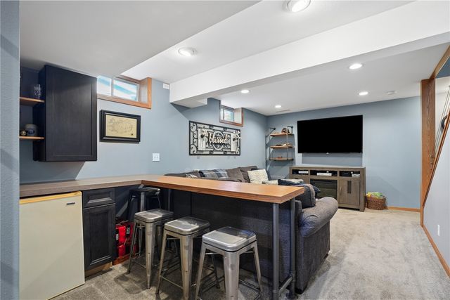 3516 Amanda Court NW, Cedar Rapids, IA 52405