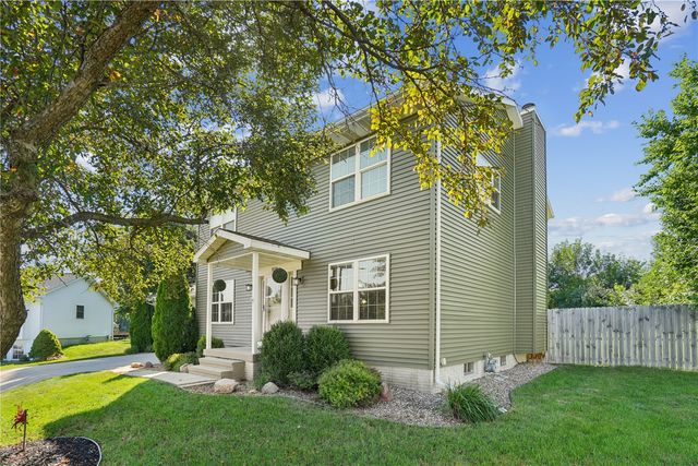 3516 Amanda Court NW, Cedar Rapids, IA 52405