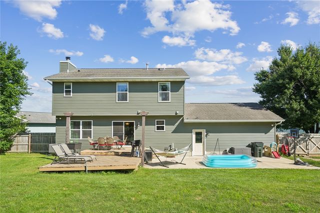 3516 Amanda Court NW, Cedar Rapids, IA 52405
