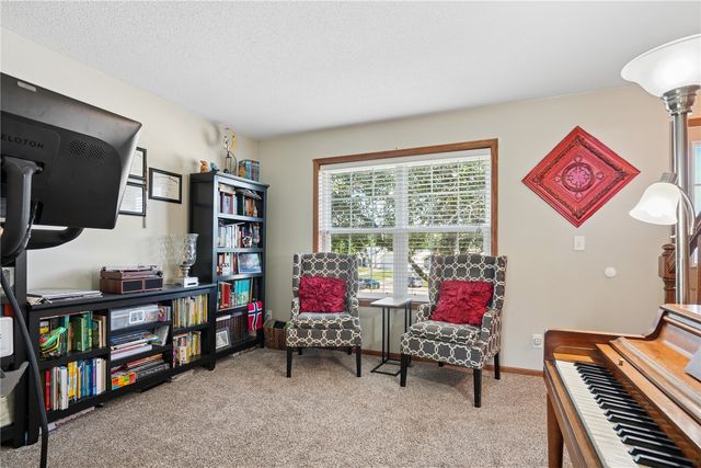 3516 Amanda Court NW, Cedar Rapids, IA 52405