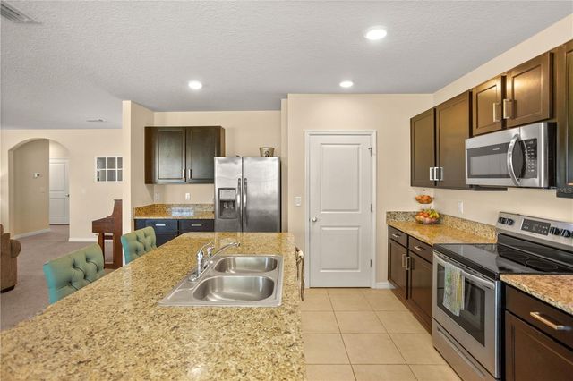 5025 NE 15TH PLACE, Ocala, FL 34470