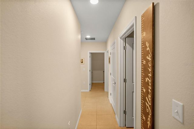 5025 NE 15TH PLACE, Ocala, FL 34470