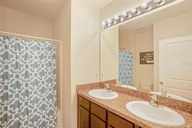 5025 NE 15TH PLACE, Ocala, FL 34470