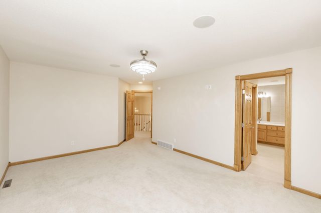 249 Chestnut Drive, Horace, ND 58047