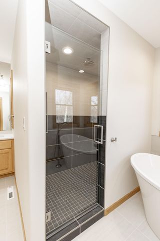 249 Chestnut Drive, Horace, ND 58047