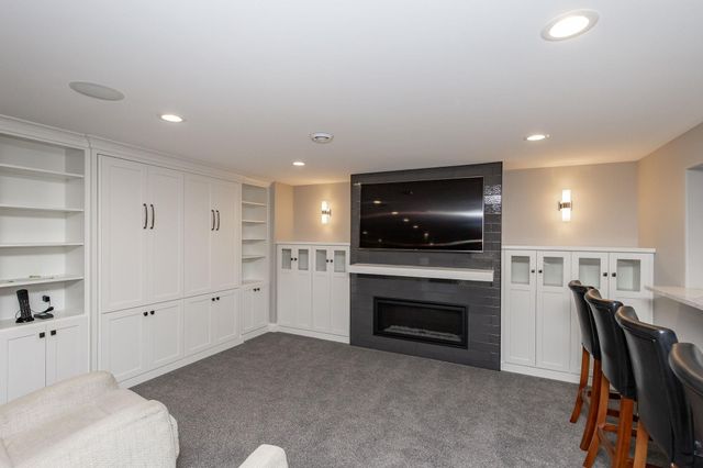 249 Chestnut Drive, Horace, ND 58047