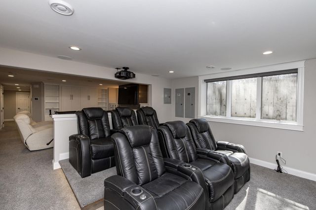 249 Chestnut Drive, Horace, ND 58047