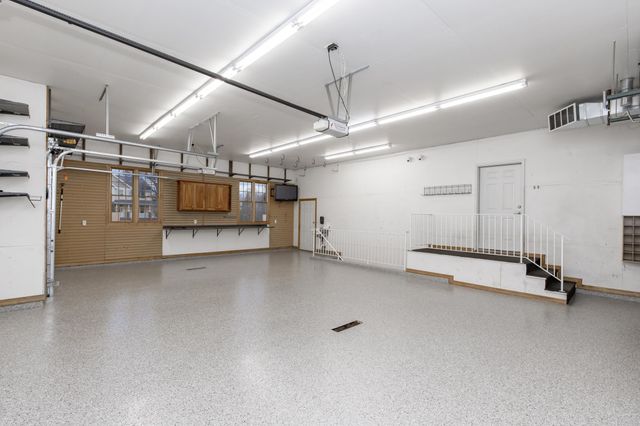 249 Chestnut Drive, Horace, ND 58047