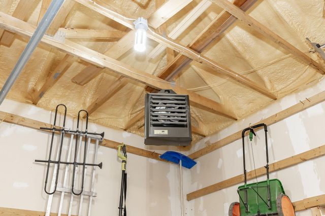 249 Chestnut Drive, Horace, ND 58047