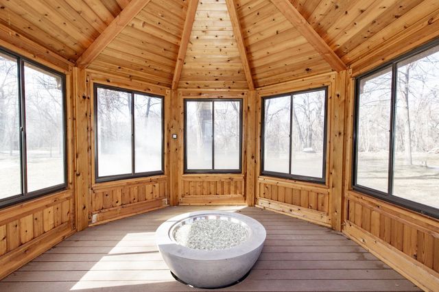 249 Chestnut Drive, Horace, ND 58047