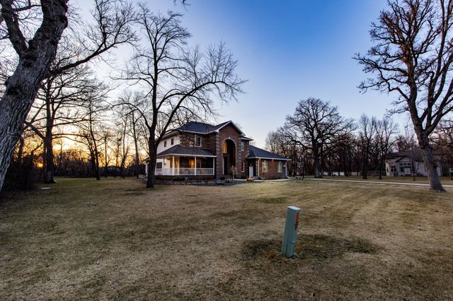 249 Chestnut Drive, Horace, ND 58047