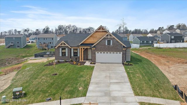 208 Preserves Blvd, Mt Washington, KY 40047