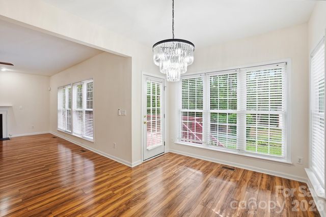 2940 Shady Reach Lane, Charlotte, NC 28214