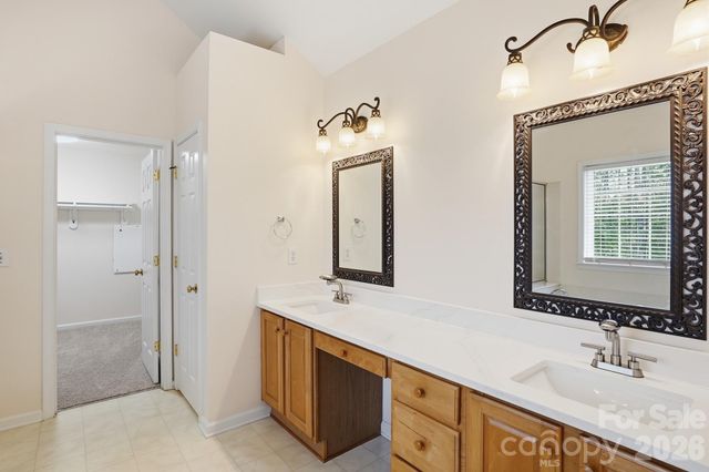 2940 Shady Reach Lane, Charlotte, NC 28214