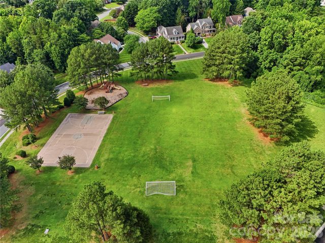 2940 Shady Reach Lane, Charlotte, NC 28214