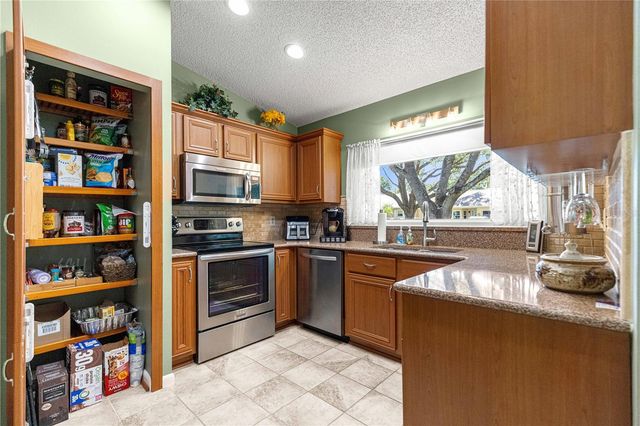9380 SW 84TH TERRACE C, Ocala, FL 34481