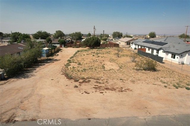 10 Live Oak St Street, Hesperia, CA 92345