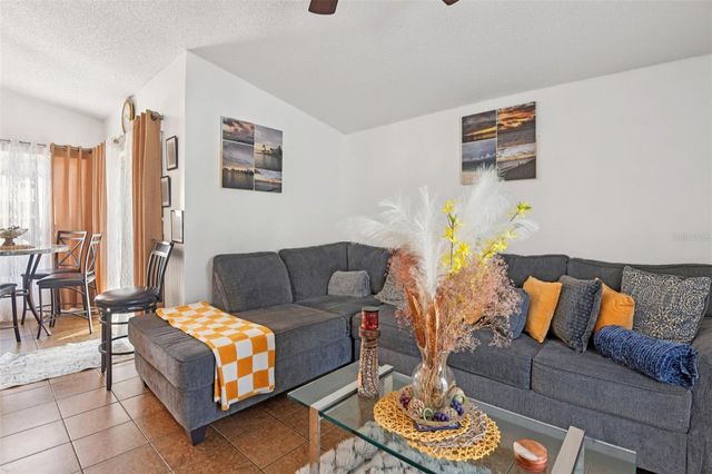 9126 BAYMEADOW COURT, Tampa, FL 33615