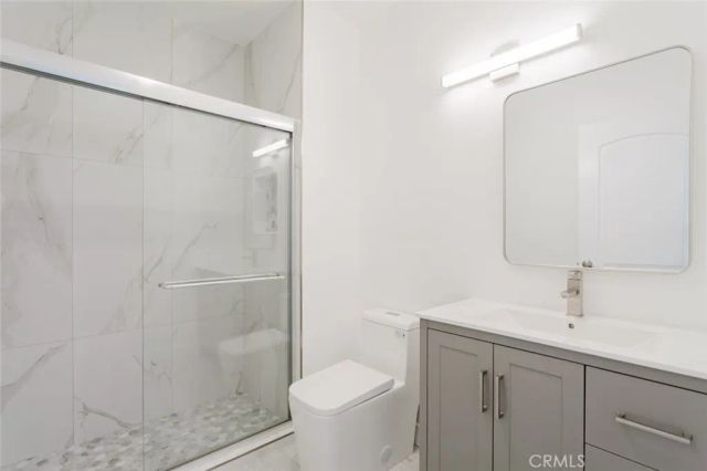 1515 Grismer Avenue 302, Burbank, CA 91504