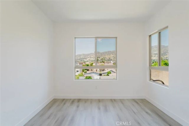 1515 Grismer Avenue 302, Burbank, CA 91504