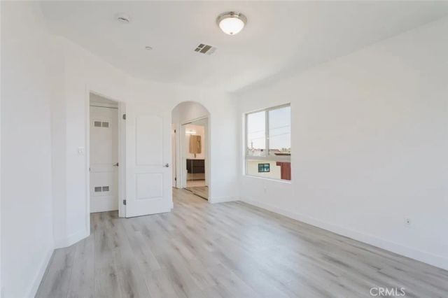 1515 Grismer Avenue 302, Burbank, CA 91504