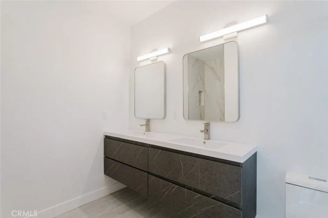 1515 Grismer Avenue 302, Burbank, CA 91504