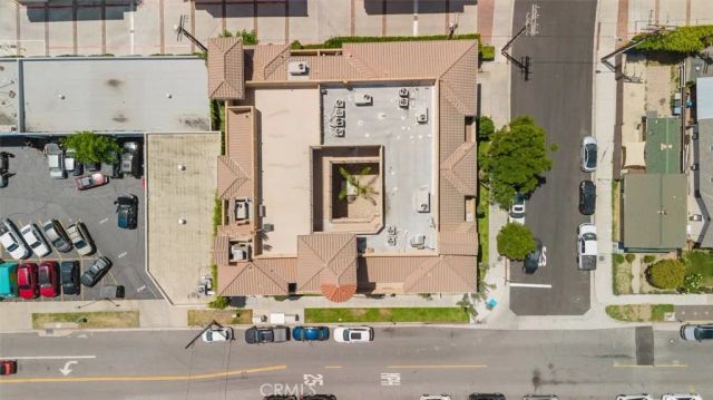 1515 Grismer Avenue 302, Burbank, CA 91504