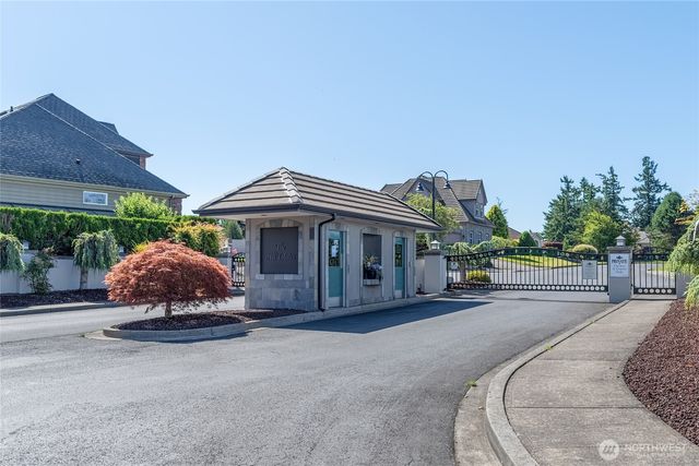 14 Forest Hill, Longview, WA 98632