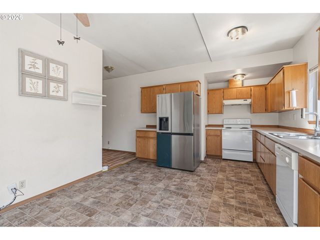 2209 E St, Vancouver, WA 98663